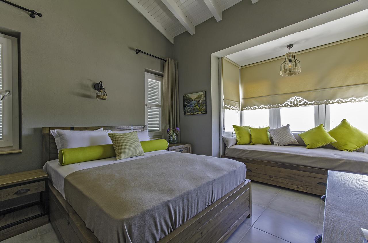 Signature Alacati By Masal Butik Hotel Екстериор снимка